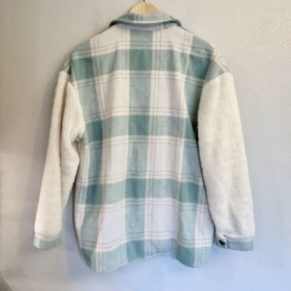 Utcoco Women's Flannel Button Down Fleece Jacket Fall Fuzzy‎ Plaid Blouse Jacket - Picture 9 of 15